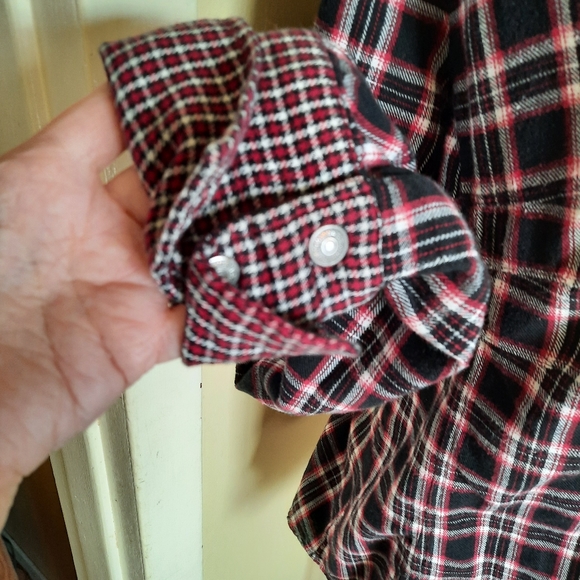 Levis shirt - Picture 3 of 6